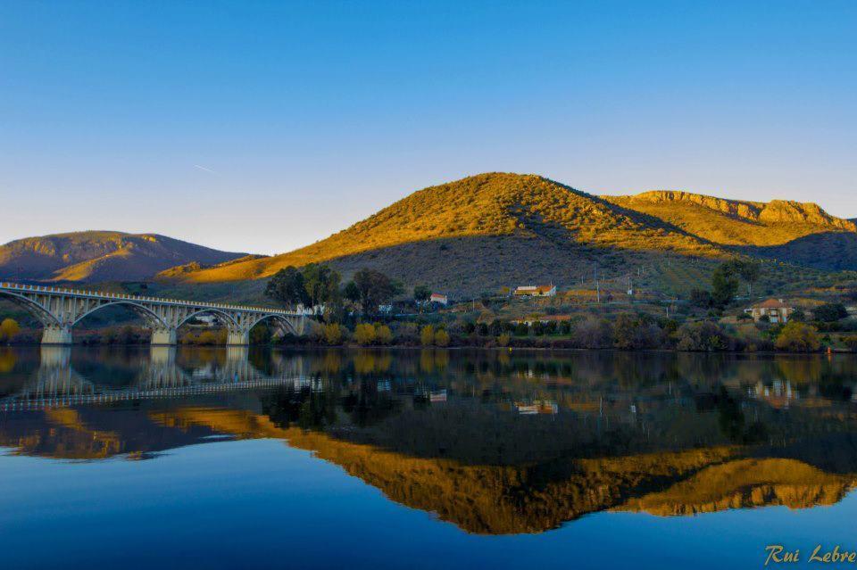 Готель Residencial Ponto Certo Vilar Torpim Екстер'єр фото